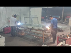 Recinzione di sicurezza in fase di saldatura